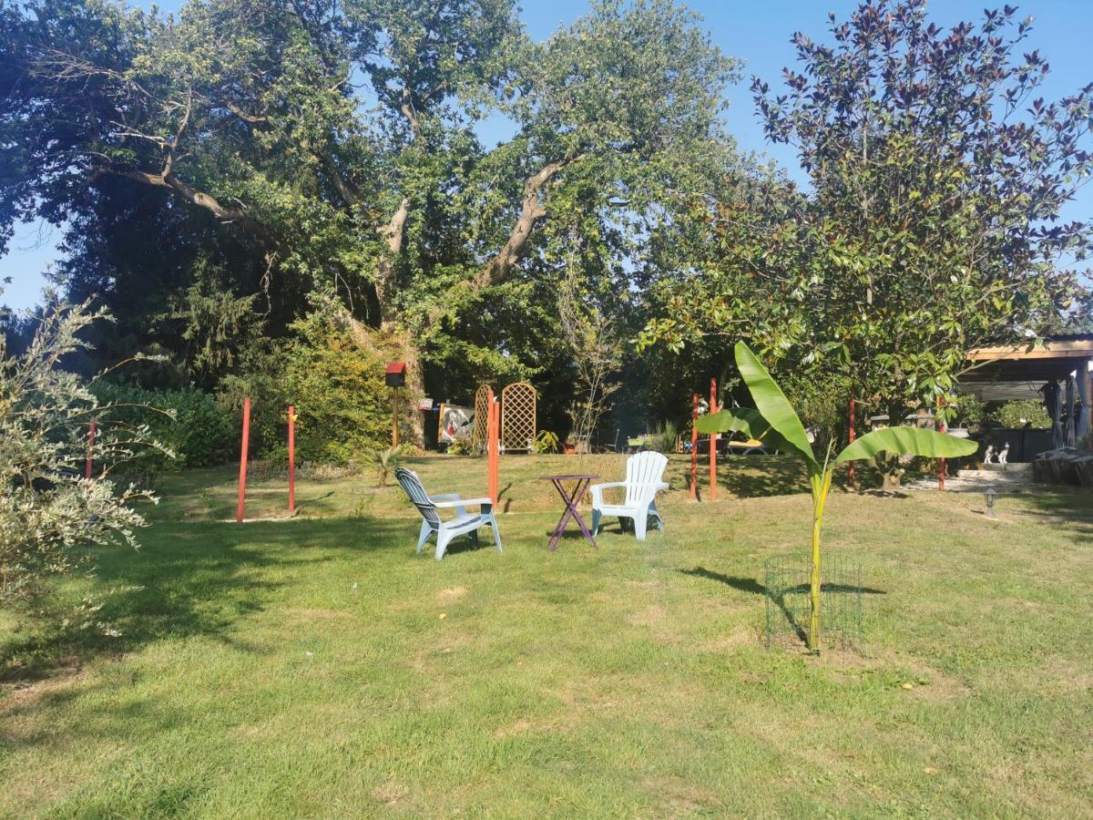 Villa Les Camelias Fontaine-lès-Vervins Екстериор снимка