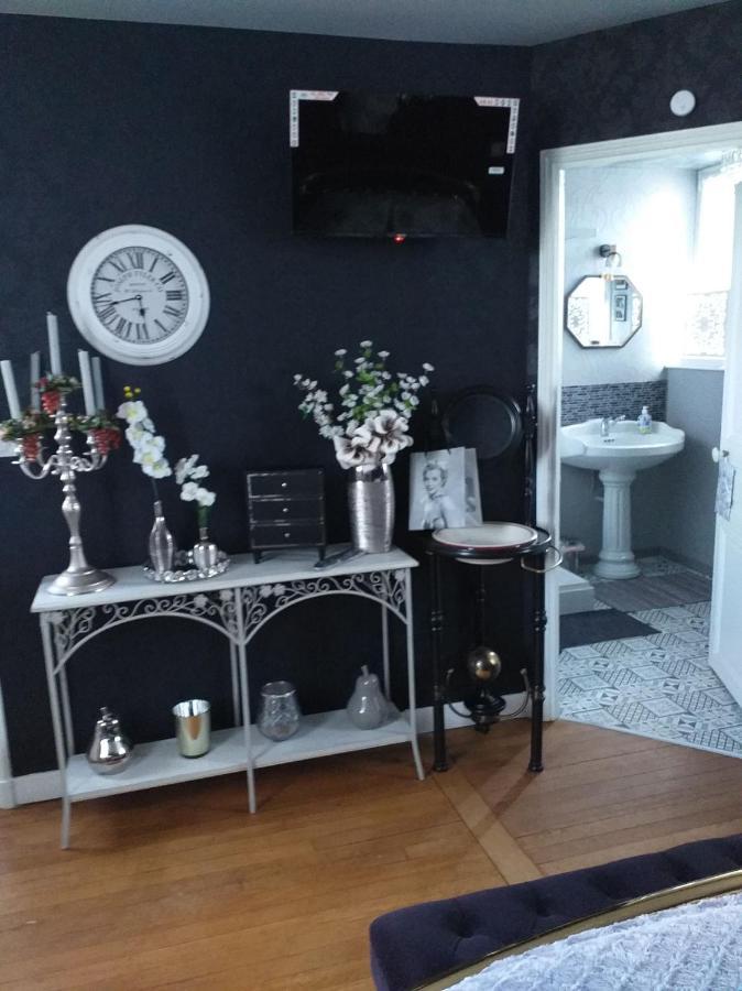 Villa Les Camelias Fontaine-lès-Vervins Екстериор снимка